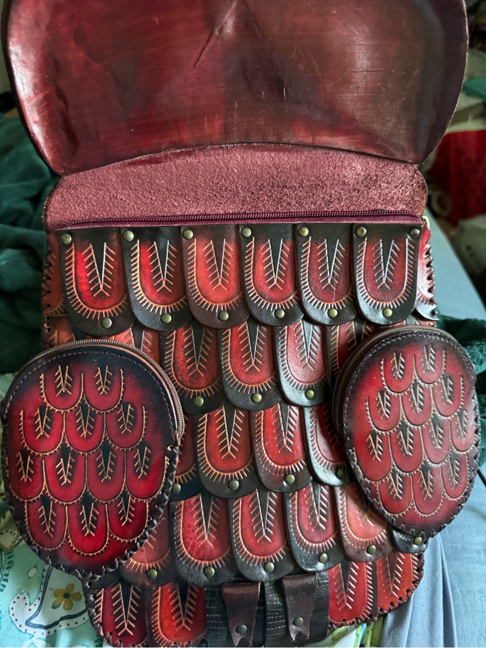 Artisan Red Owl Leather Crossbody Bag - Picture 3 of 6